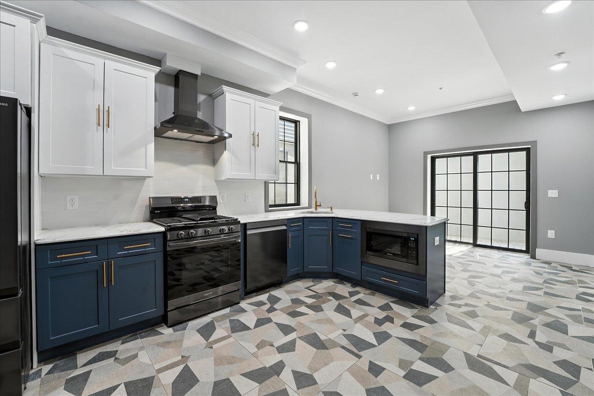 # 250015344 - For Rent in JERSEY CITY - Journal Square NJ