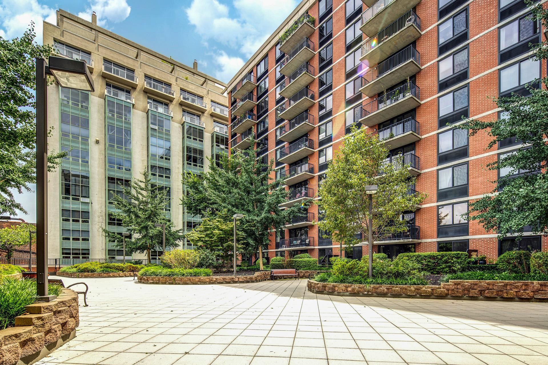 # 250015392 - For Rent in JERSEY CITY - Downtown NJ