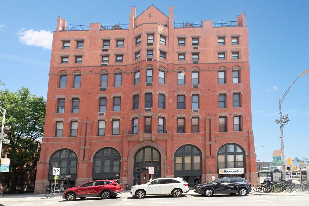 # 250015398 - For Rent in Hoboken NJ