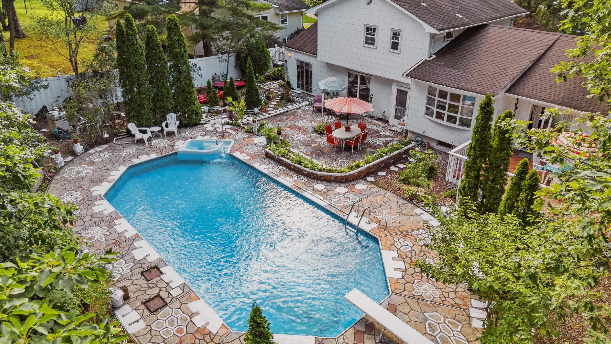 # 250015410 - For Rent in Toms River NJ
