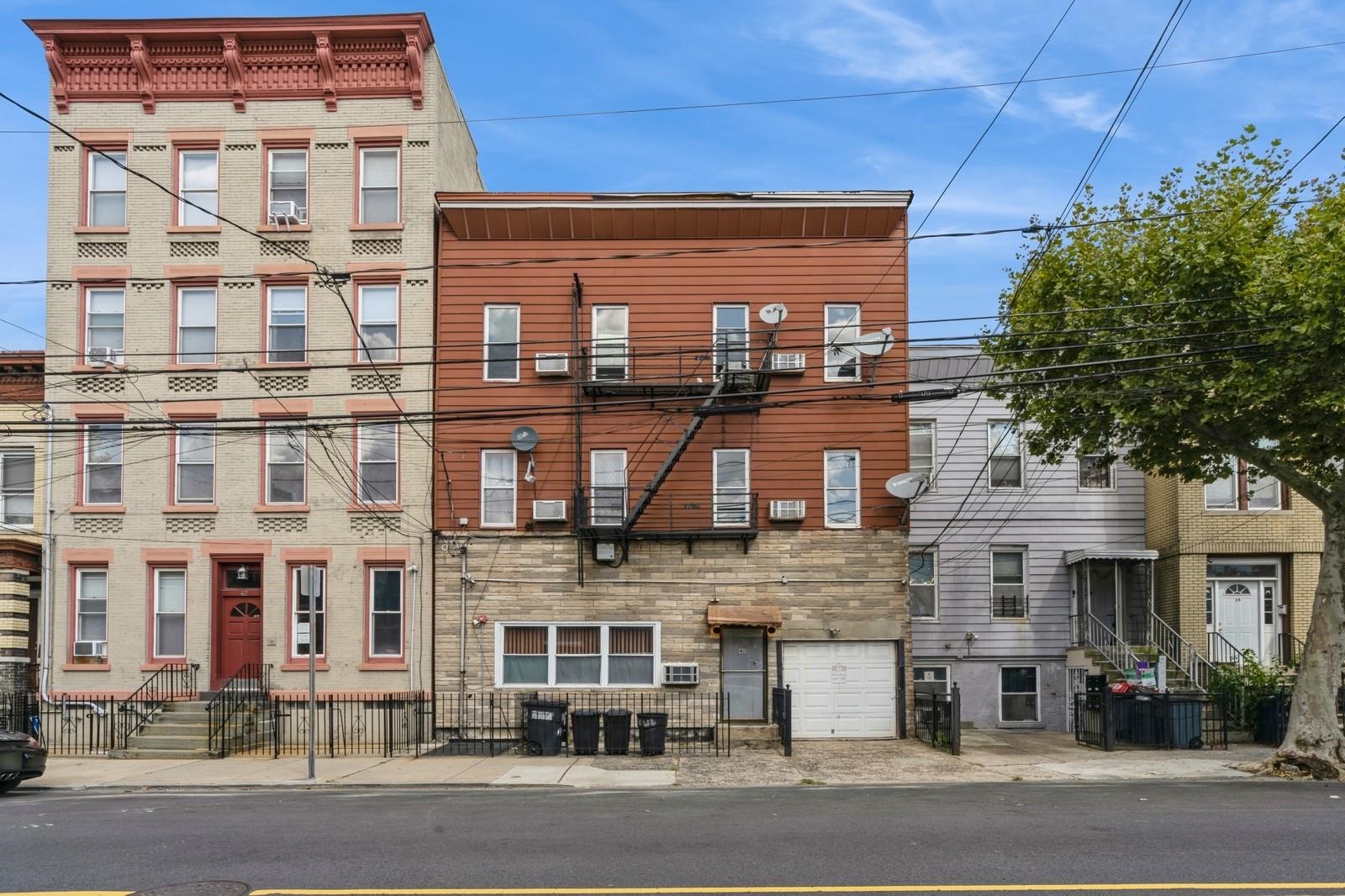 # 250015430 - For Rent in JERSEY CITY - Heights NJ