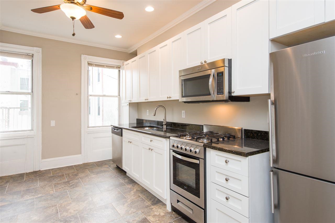 # 250015441 - For Rent in JERSEY CITY - Downtown NJ