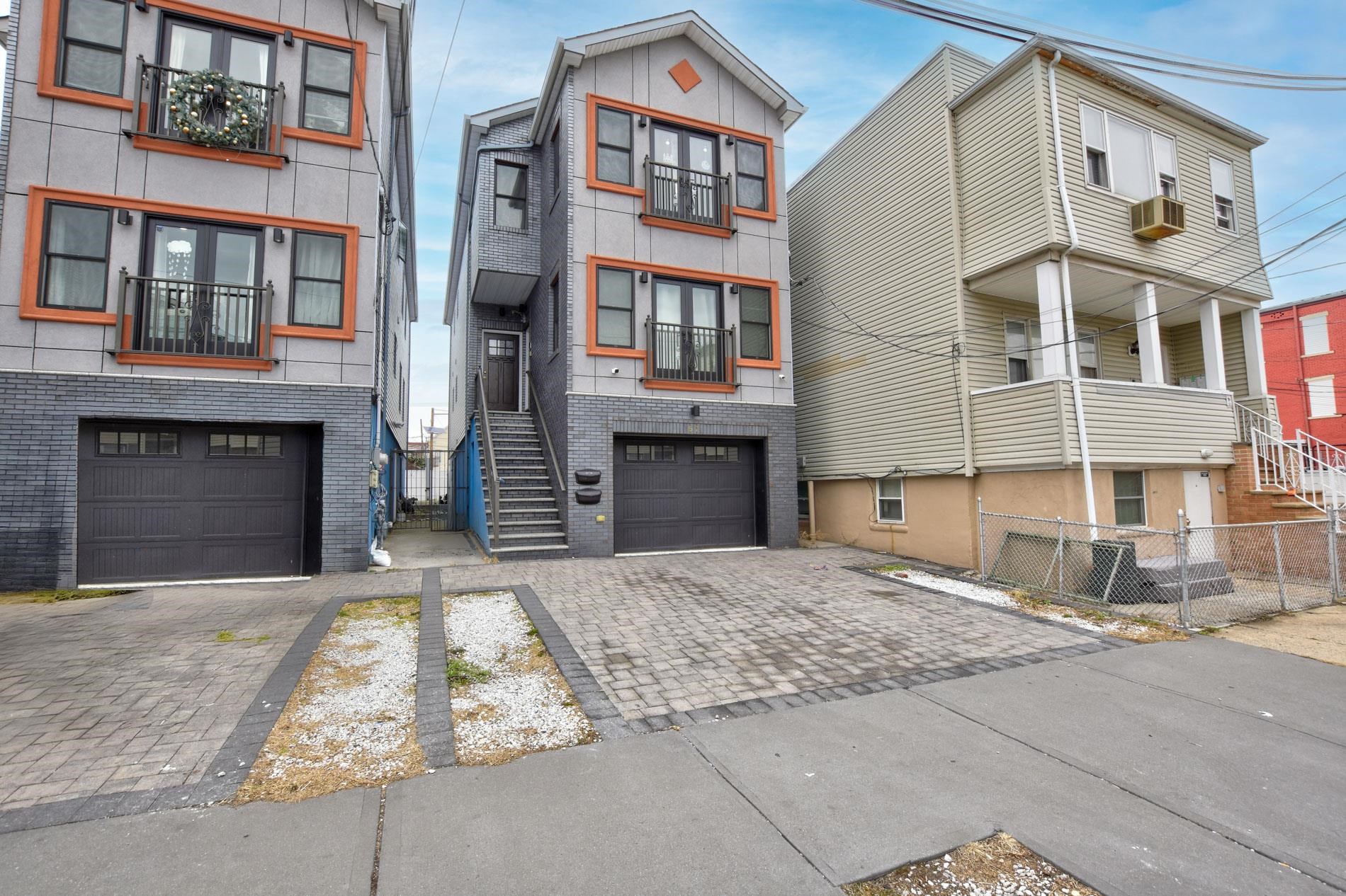 # 250015450 - For Rent in Bayonne NJ