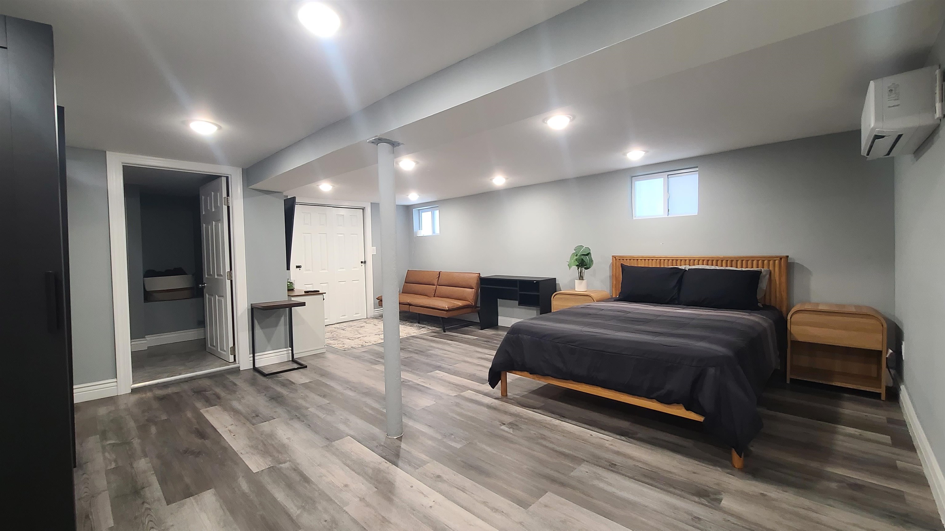 # 250015460 - For Rent in North Bergen NJ