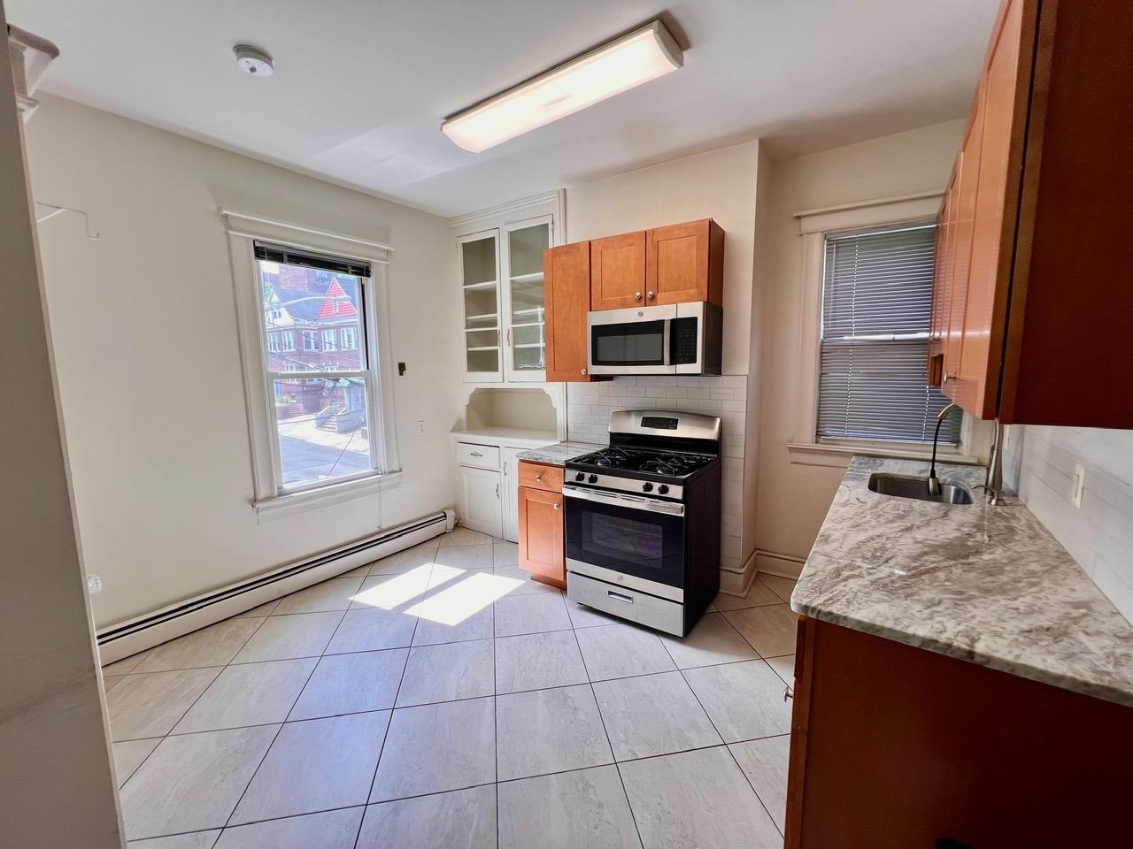 # 250015466 - For Rent in JERSEY CITY - Greenville NJ