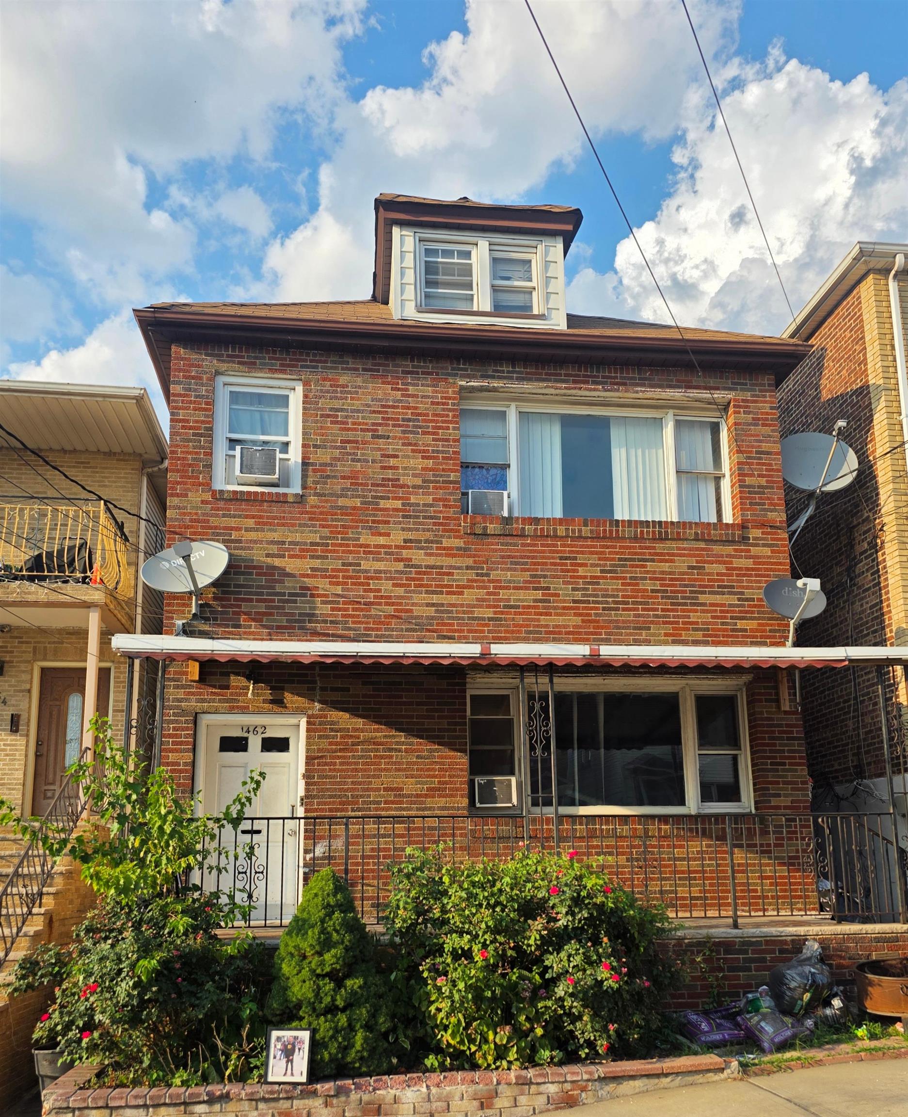 # 250015474 - For Rent in North Bergen NJ
