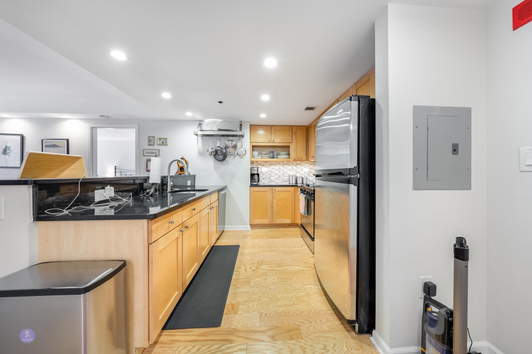 # 250015502 - For Rent in Hoboken NJ