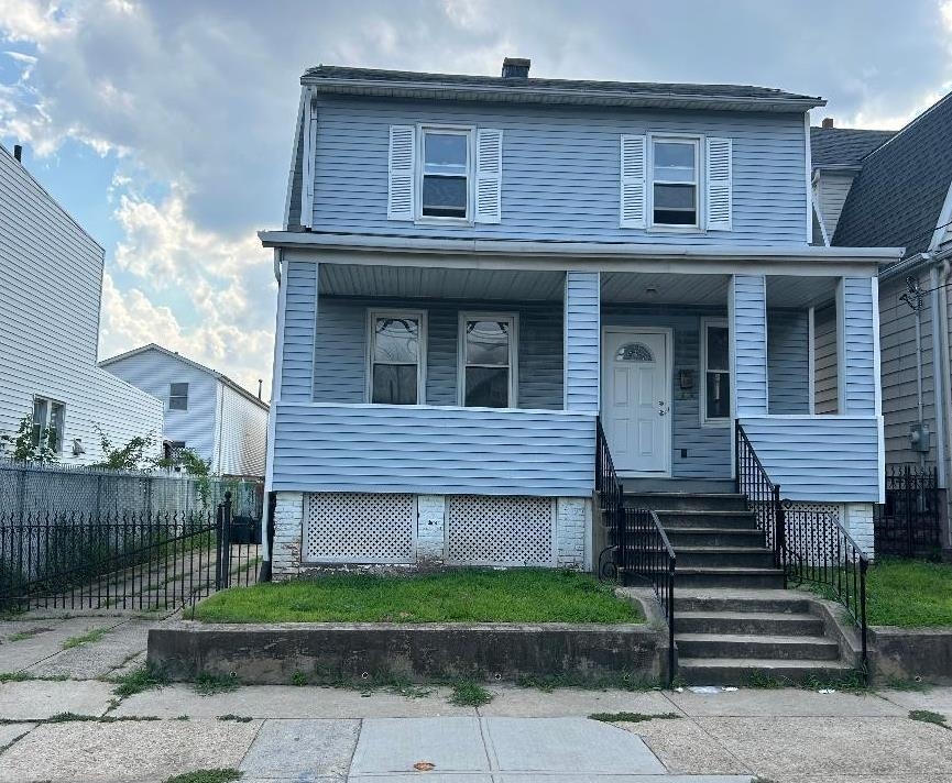 # 250015596 - For Rent in JERSEY CITY - Greenville NJ