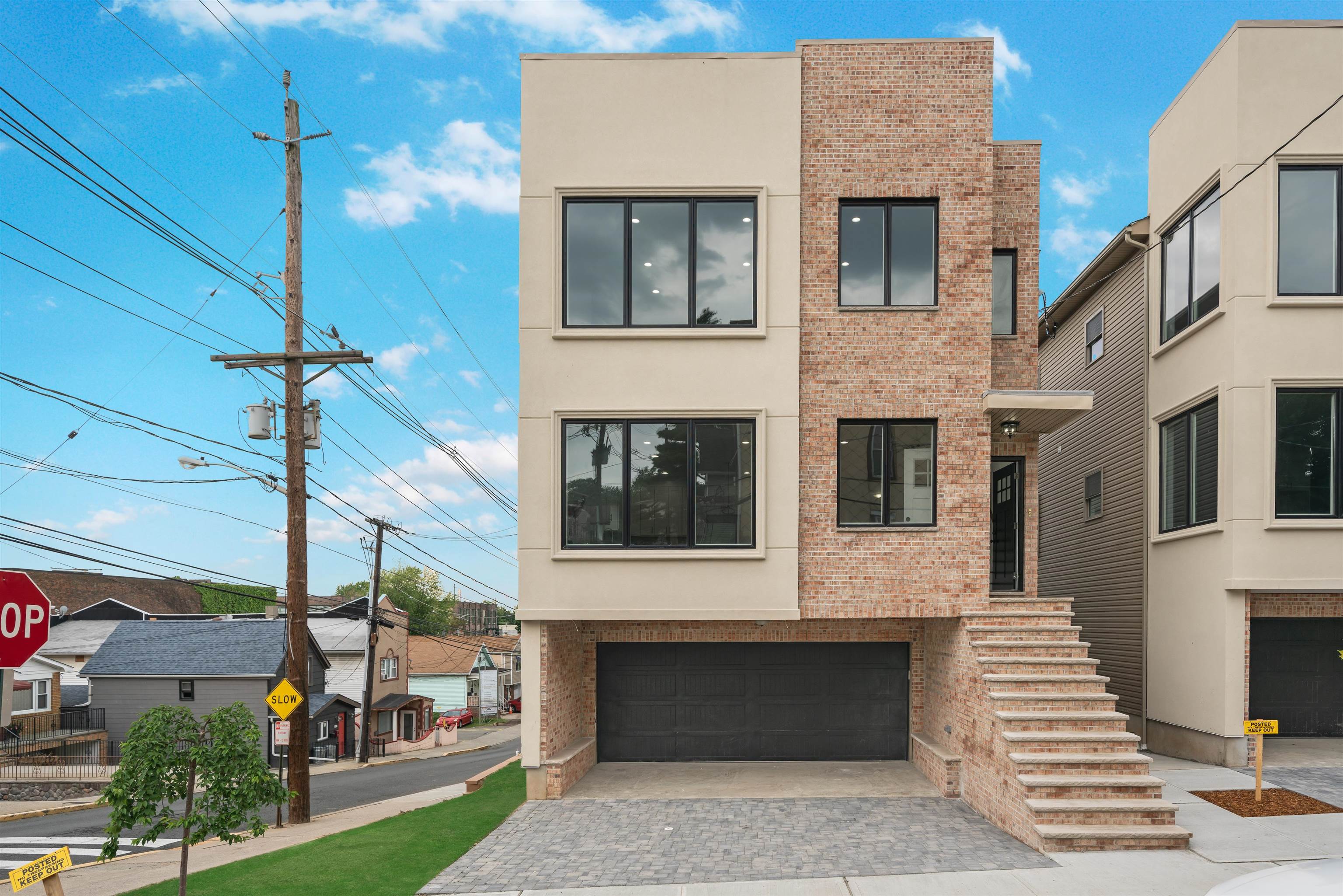 # 250015614 - For Rent in North Bergen NJ