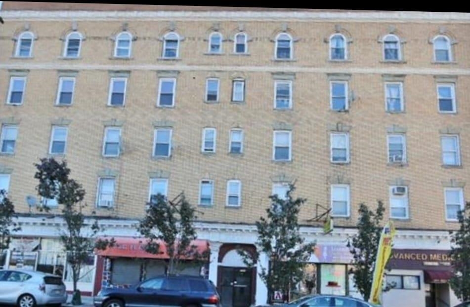 # 250015651 - For Rent in Union City NJ