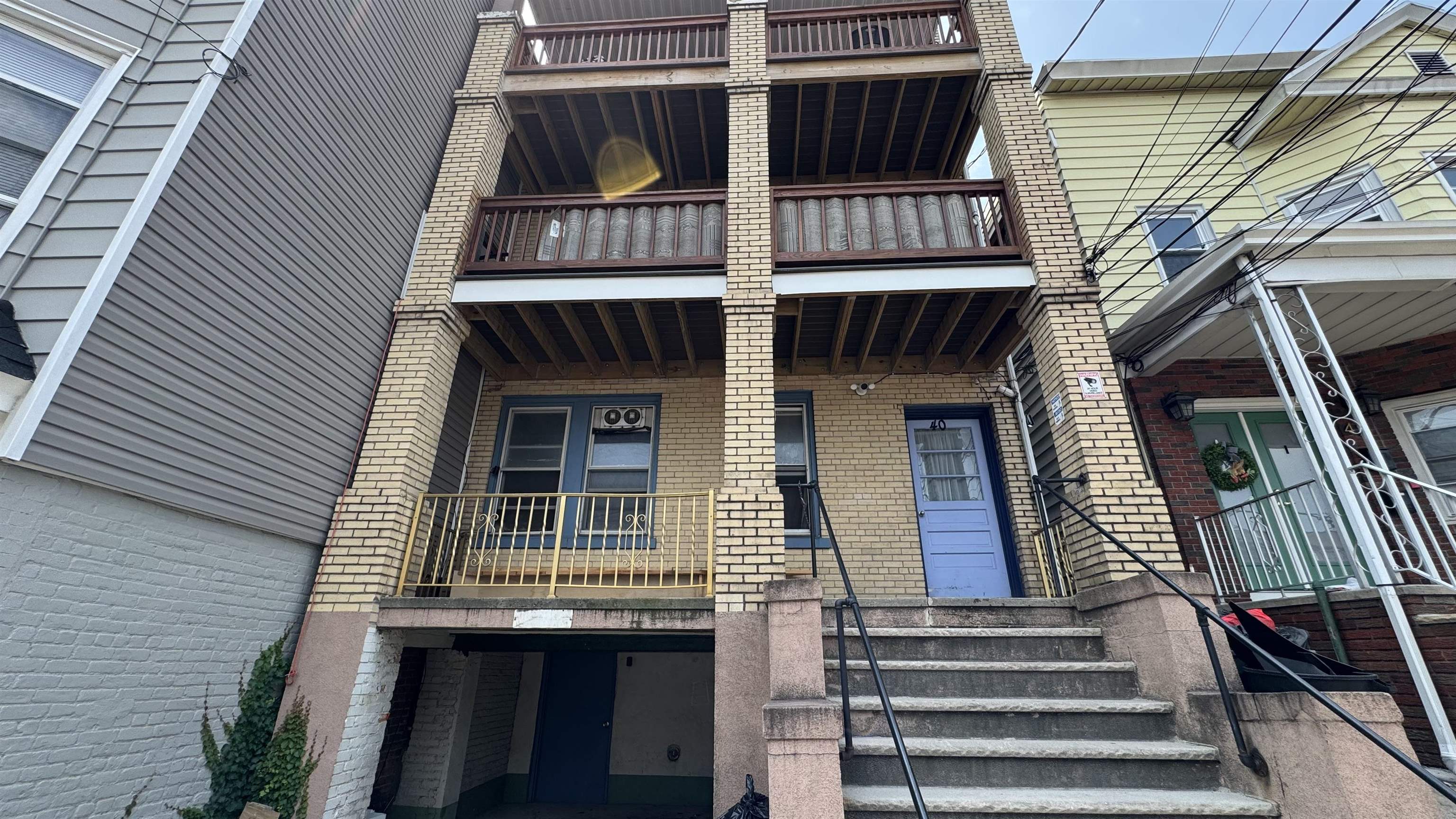 # 250015668 - For Rent in Bayonne NJ