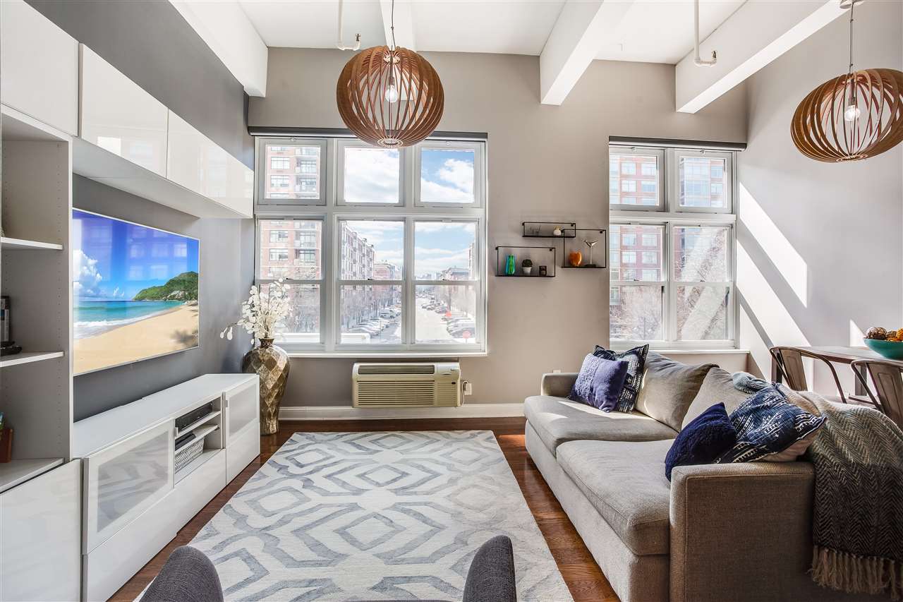 # 250015706 - For Rent in Hoboken NJ