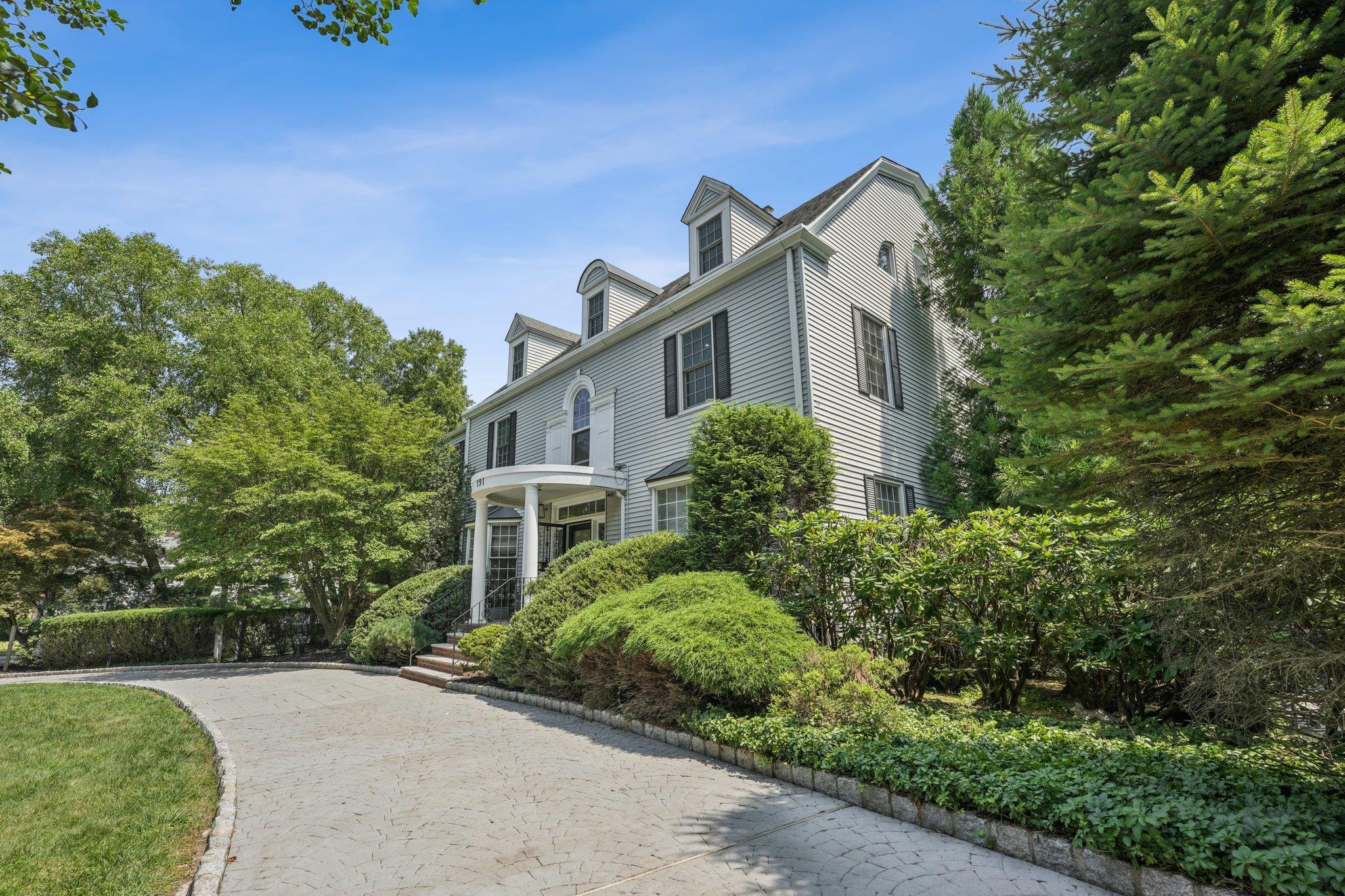 # 250015712 - For Rent in Englewood NJ