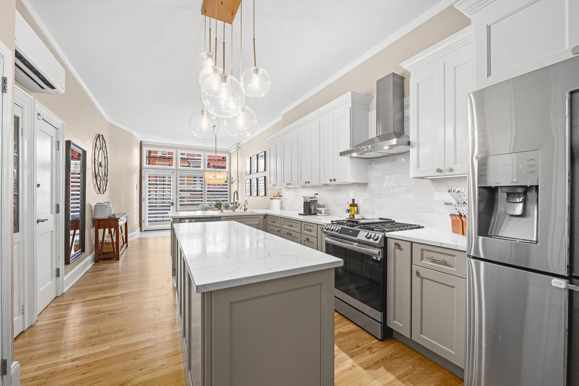 # 250015719 - For Rent in Hoboken NJ