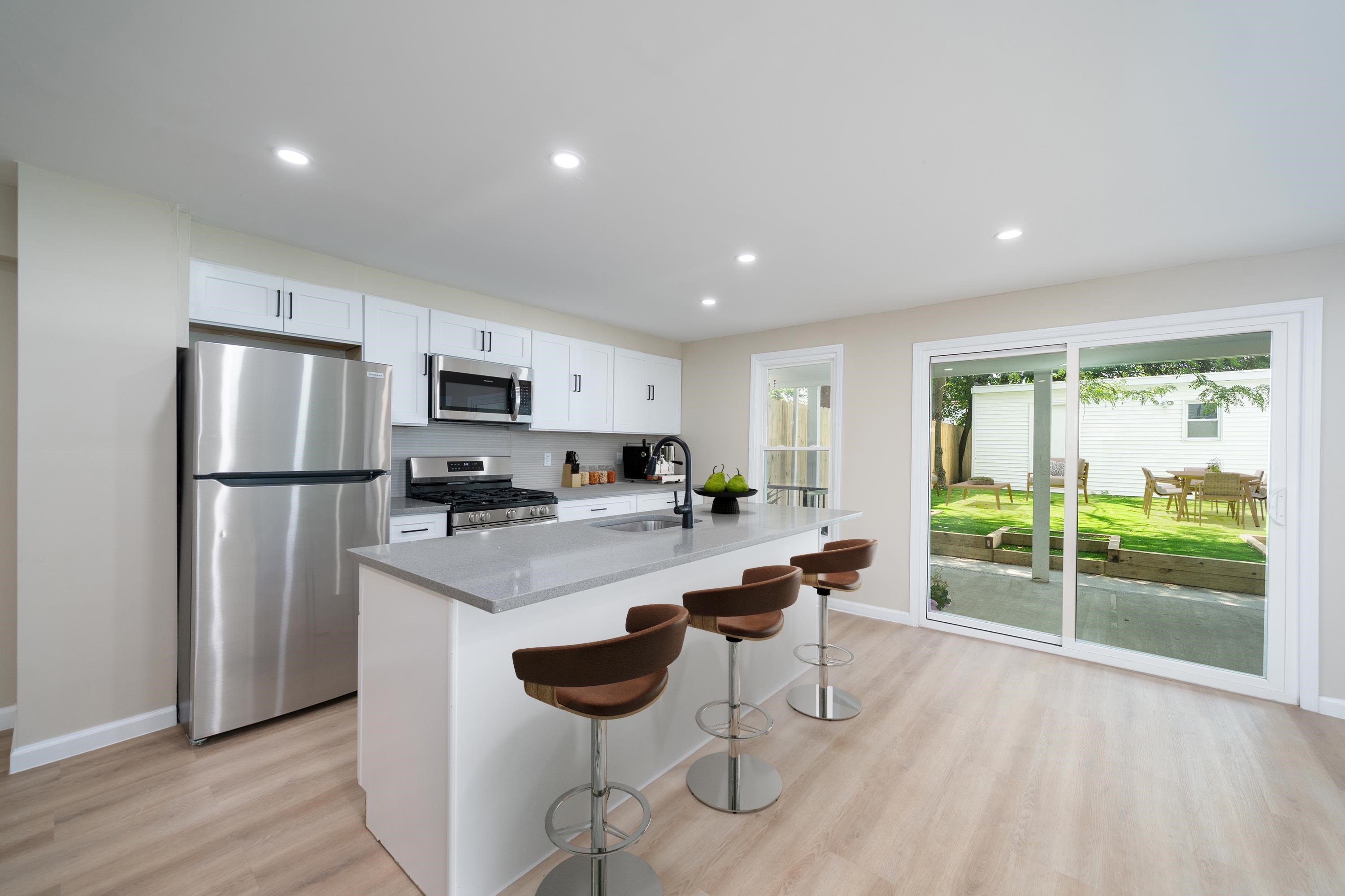 # 250015763 - For Rent in JERSEY CITY - Bergen-Lafayett NJ