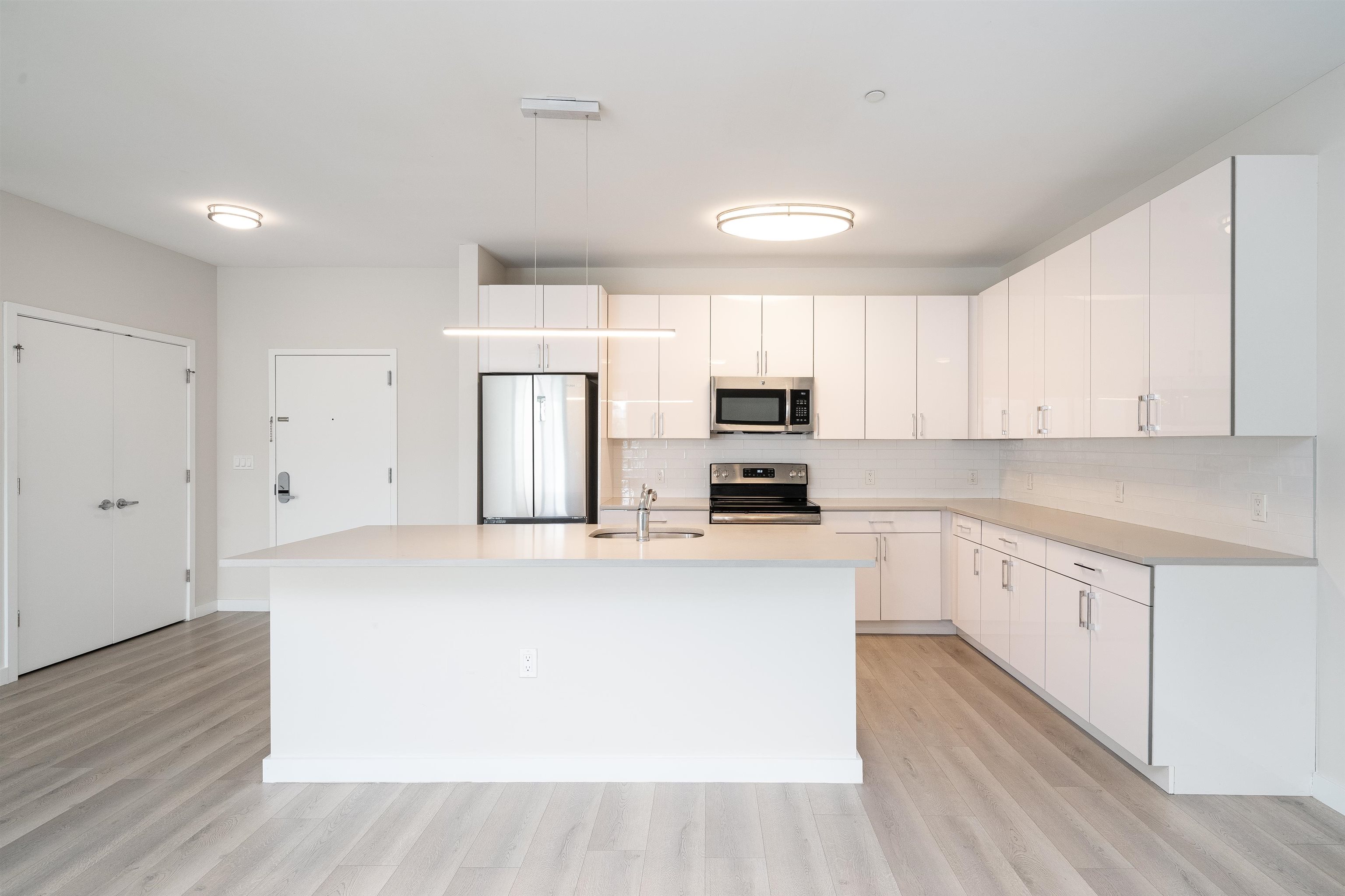 # 250015781 - For Rent in JERSEY CITY - West Bergen NJ