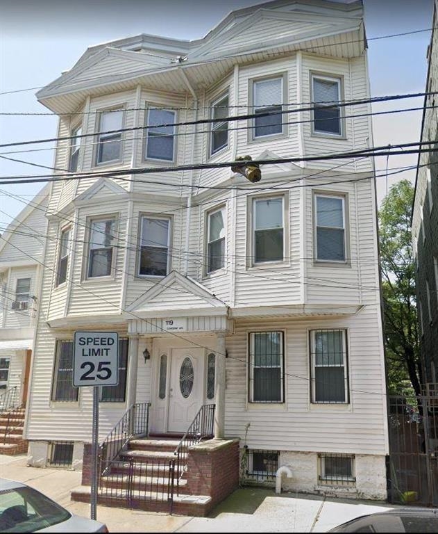 # 250015825 - For Rent in JERSEY CITY - West Bergen NJ