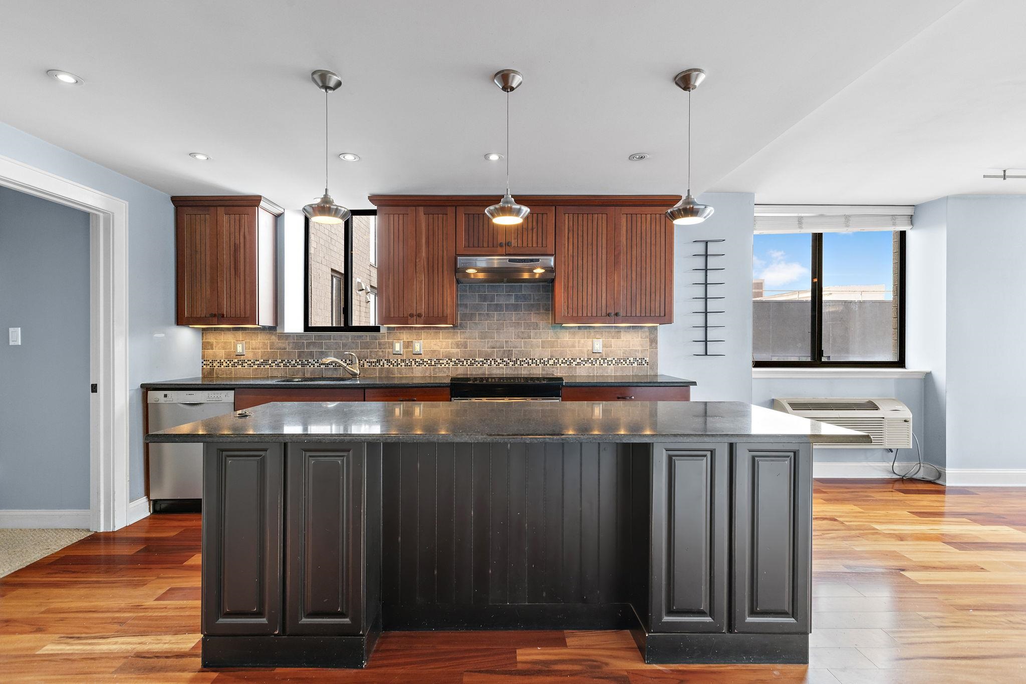 # 250015828 - For Rent in Hoboken NJ
