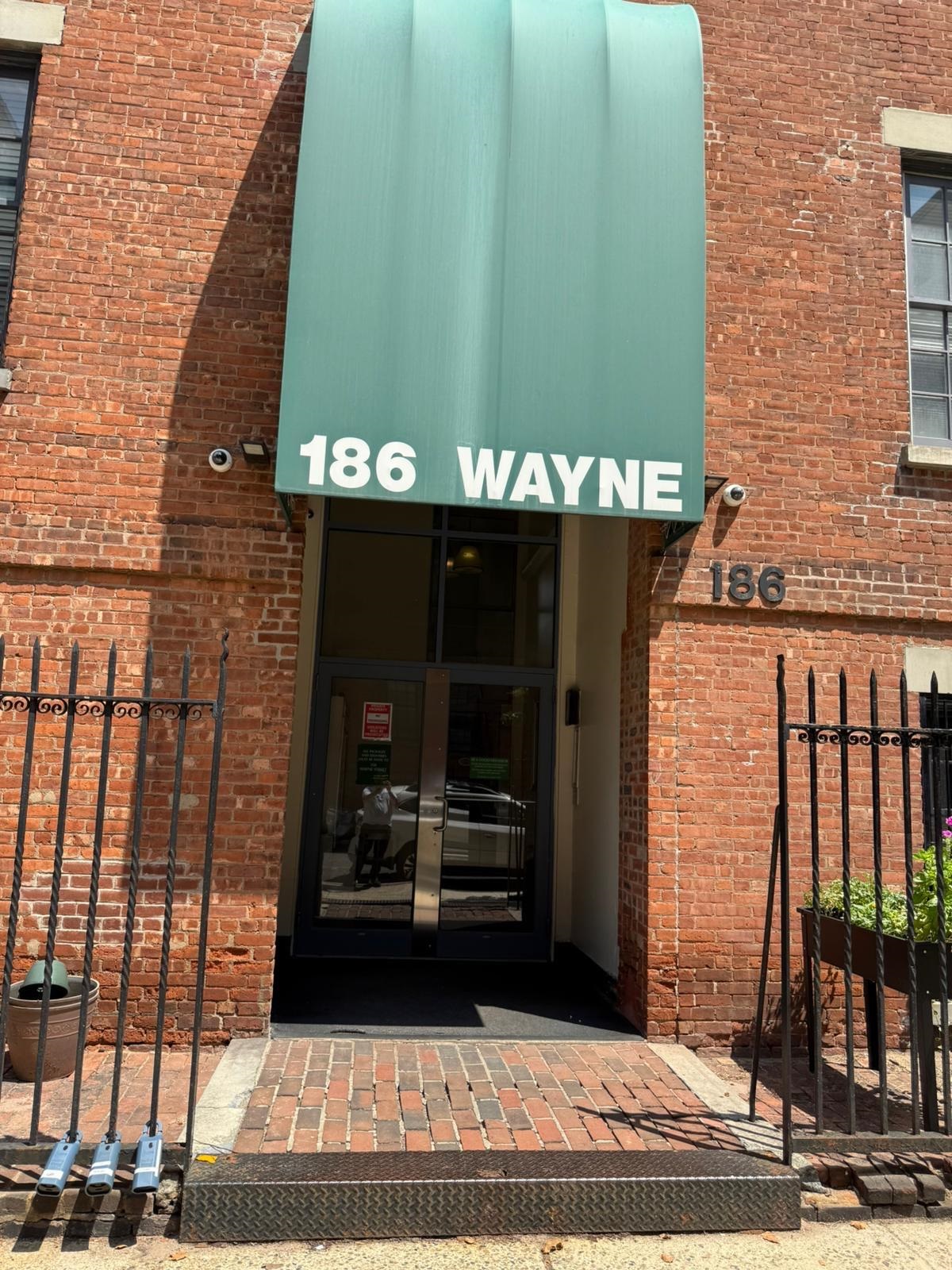 # 250015843 - For Rent in JERSEY CITY - Downtown NJ