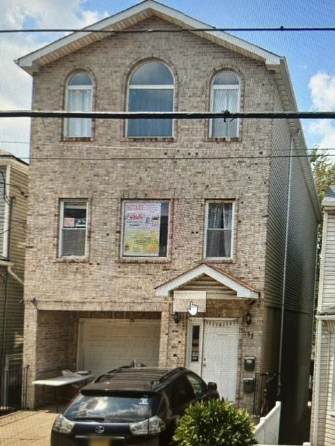 # 250015868 - For Rent in JERSEY CITY - Heights NJ