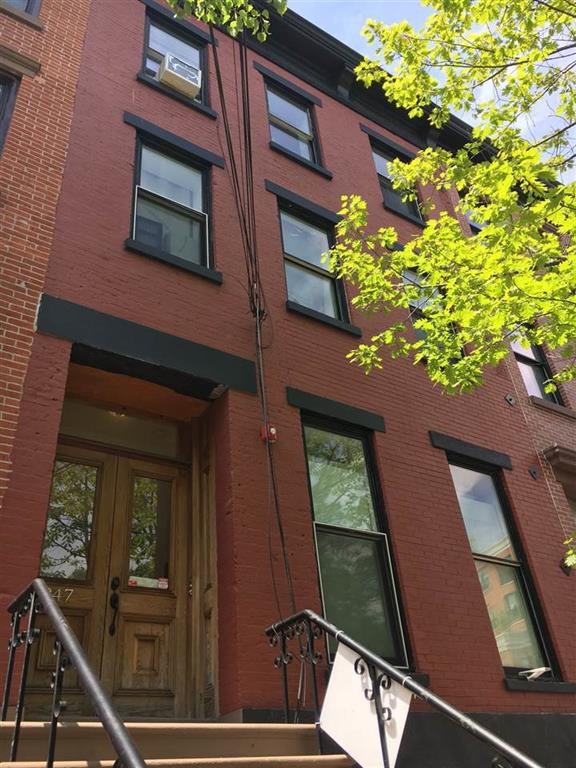 # 250015879 - For Rent in JERSEY CITY - Downtown NJ