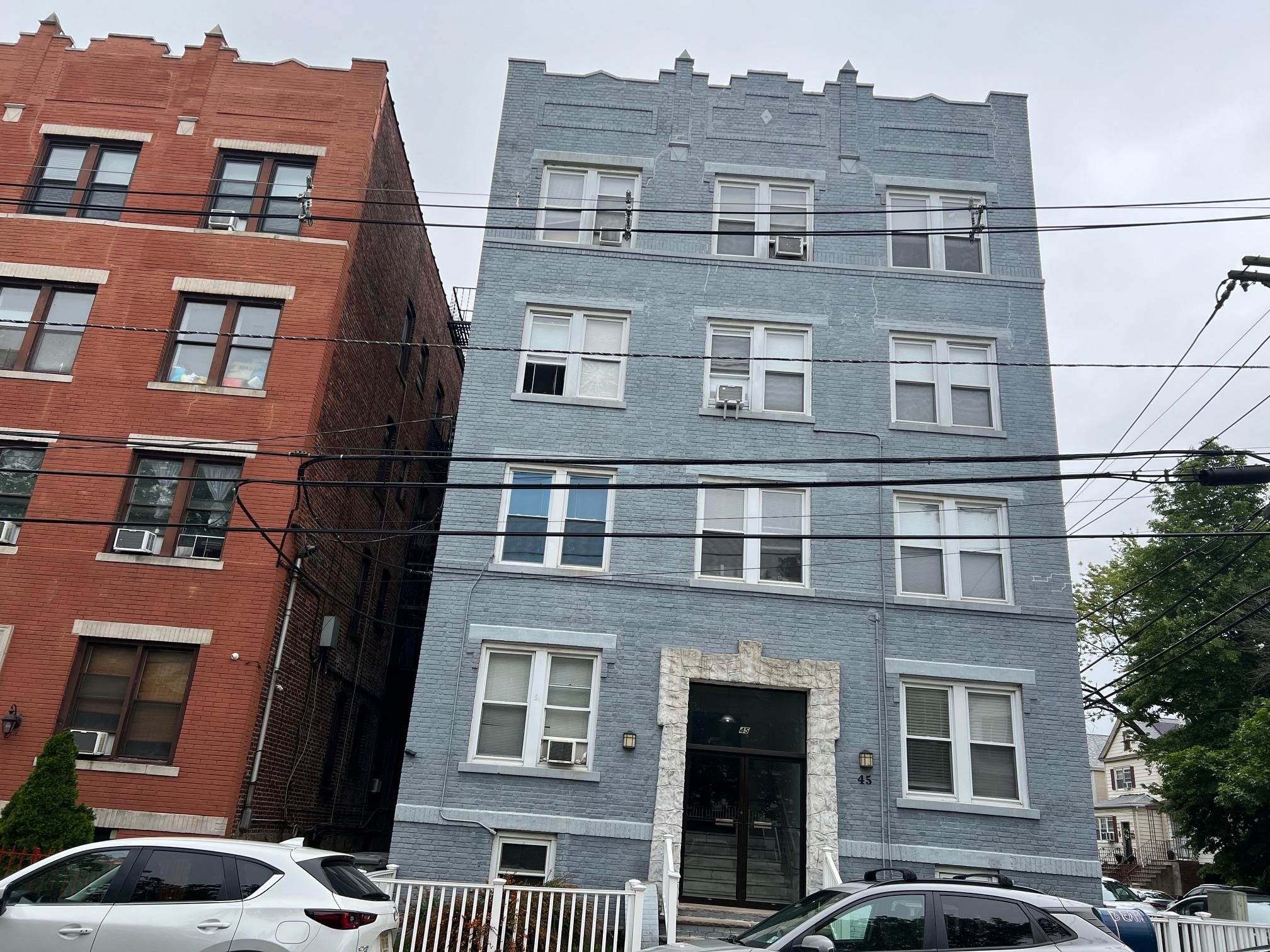 # 250015881 - For Rent in Bayonne NJ