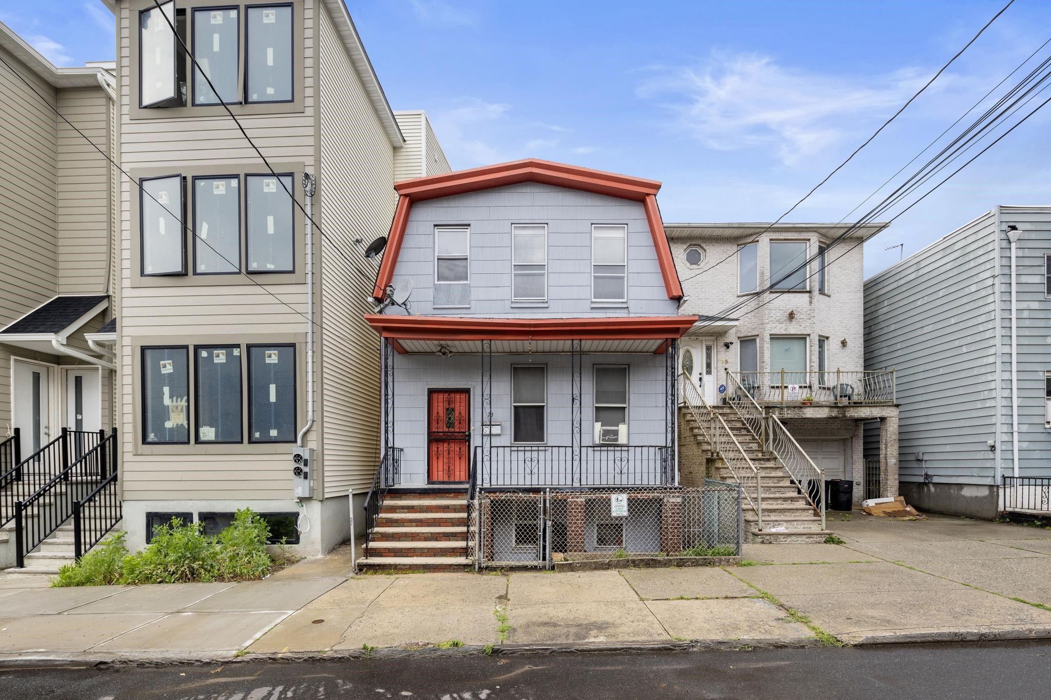 # 250015990 - For Rent in JERSEY CITY - Heights NJ