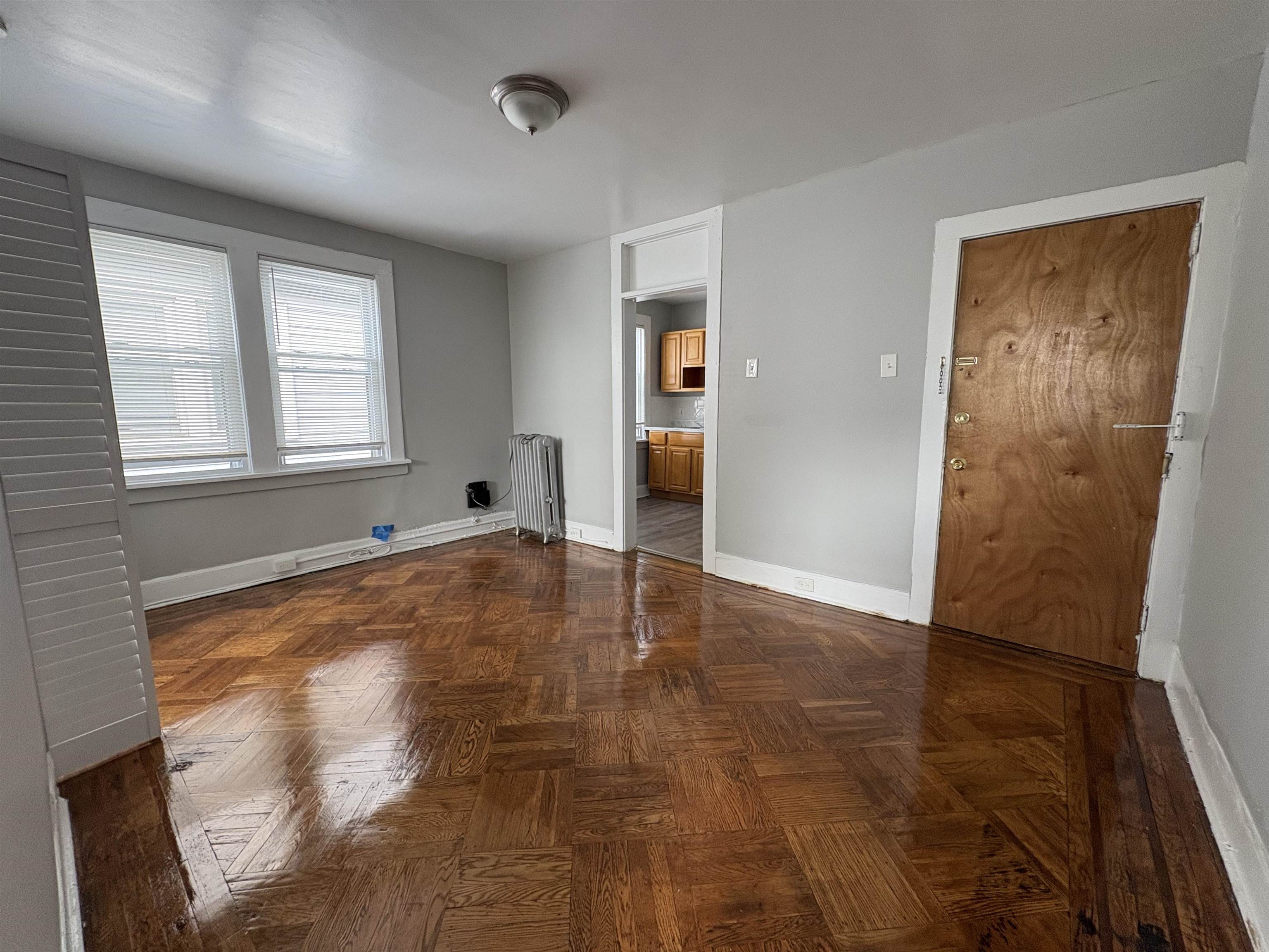 # 250016028 - For Rent in Kearny NJ