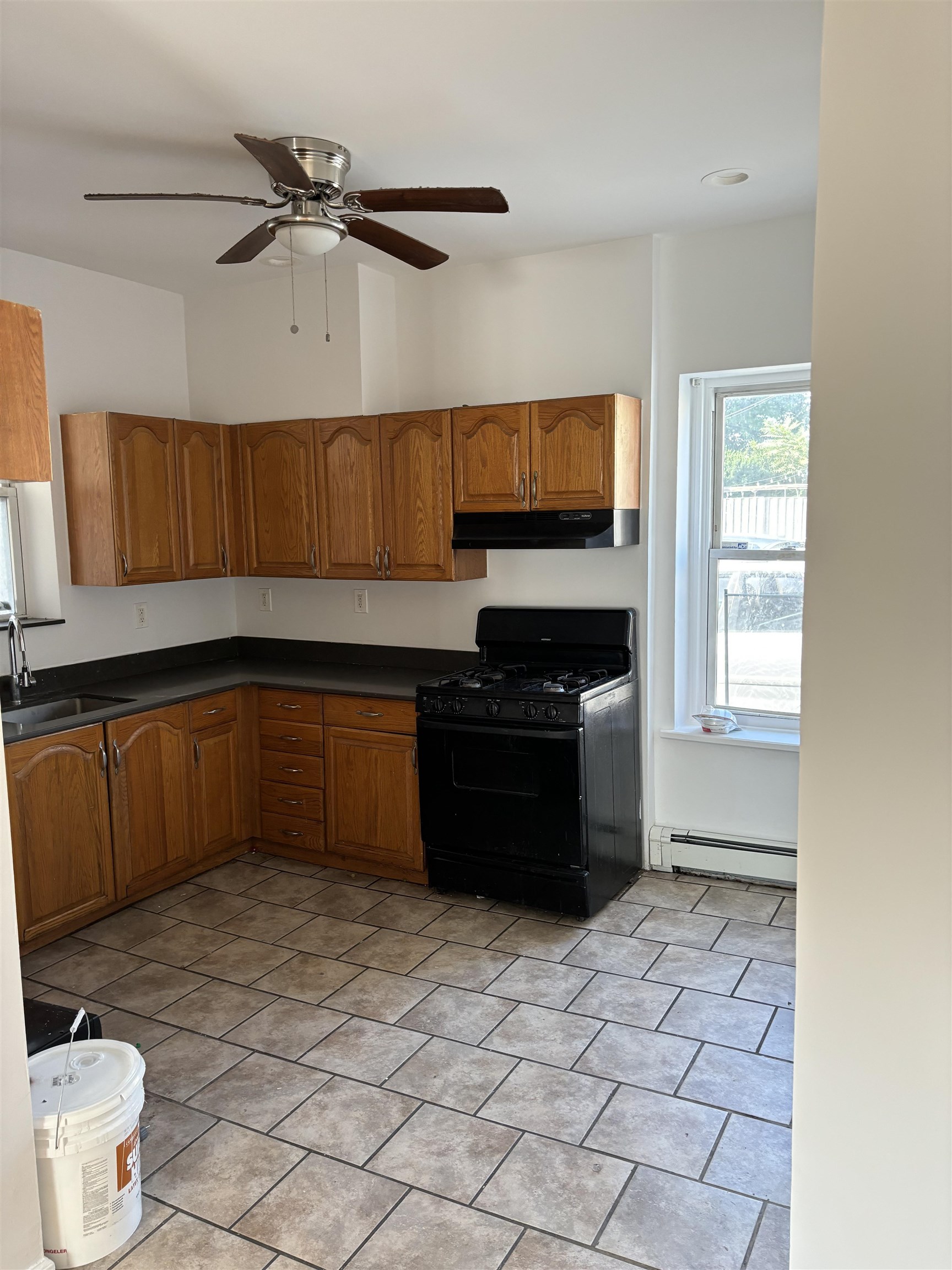 # 250016098 - For Rent in Bayonne NJ