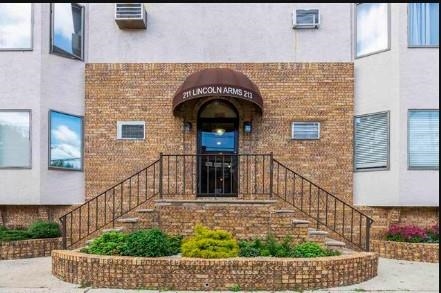 # 250016113 - For Rent in Bayonne NJ