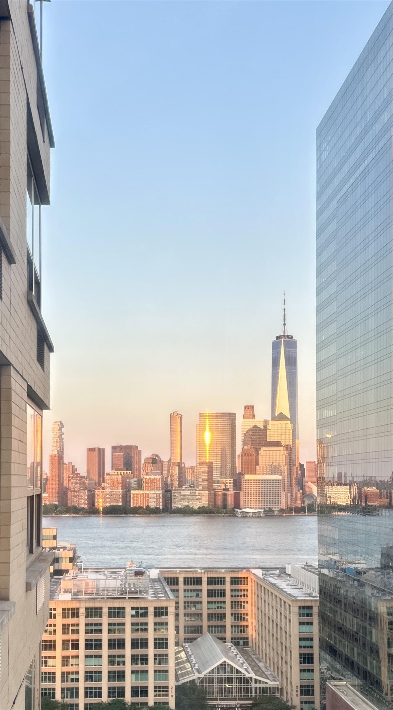# 250016136 - For Rent in JERSEY CITY - Downtown NJ