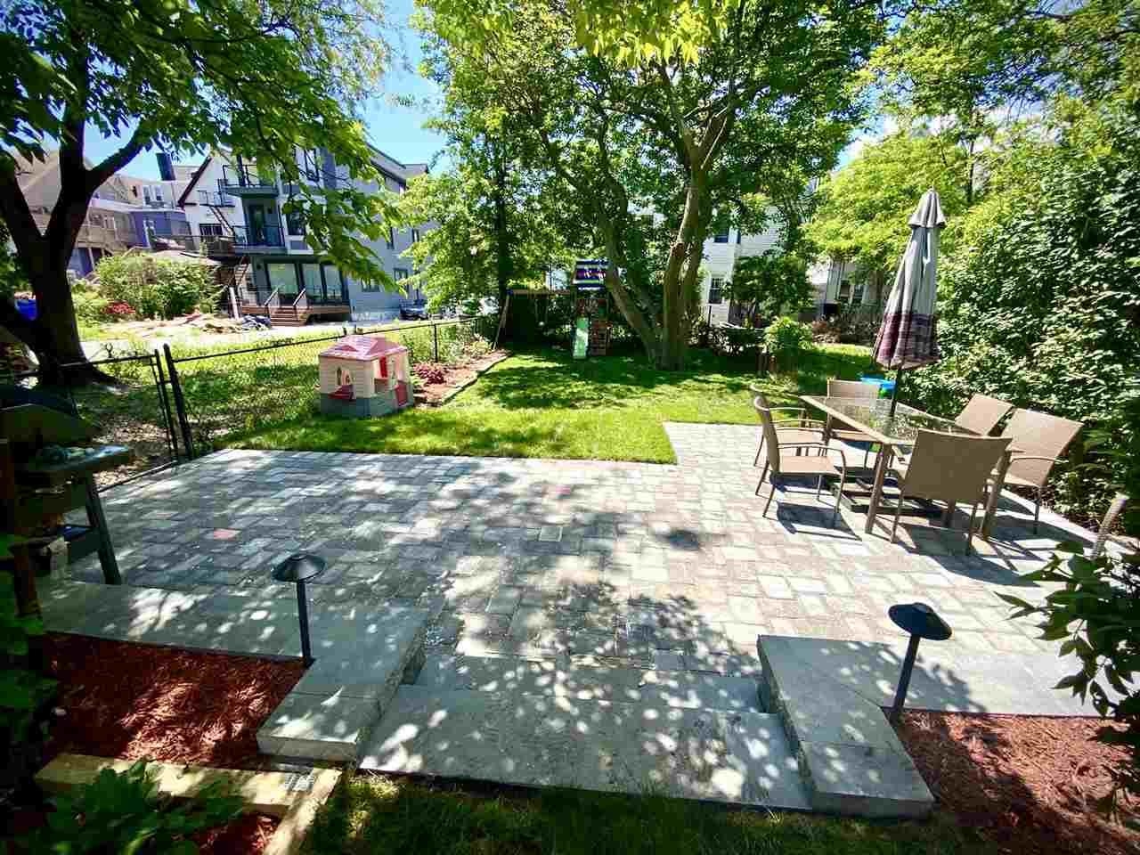 # 250016154 - For Rent in Weehawken NJ