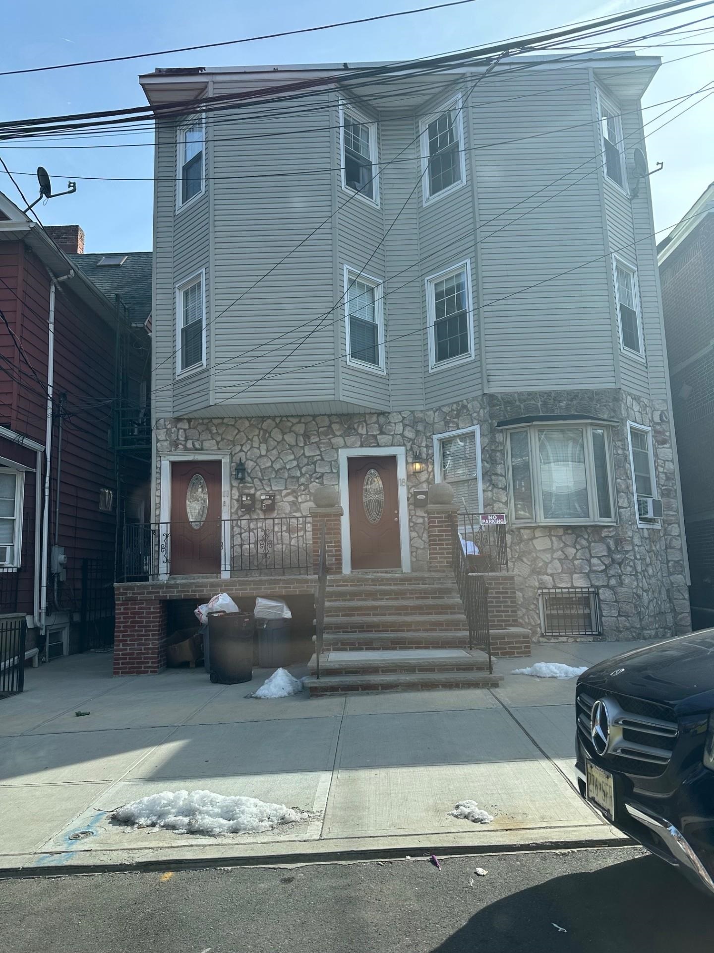 # 250016170 - For Rent in JERSEY CITY - Journal Square NJ