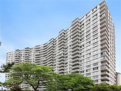 # 250016203 - For Rent in Fort Lee NJ