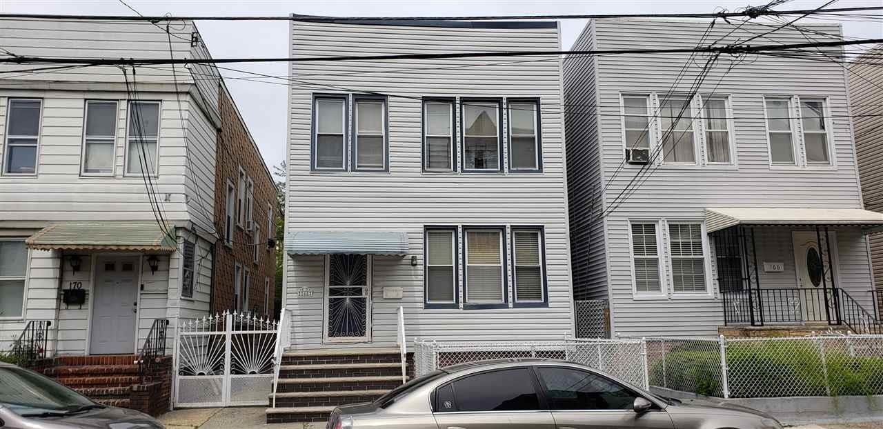 # 250016255 - For Rent in JERSEY CITY - West Bergen NJ