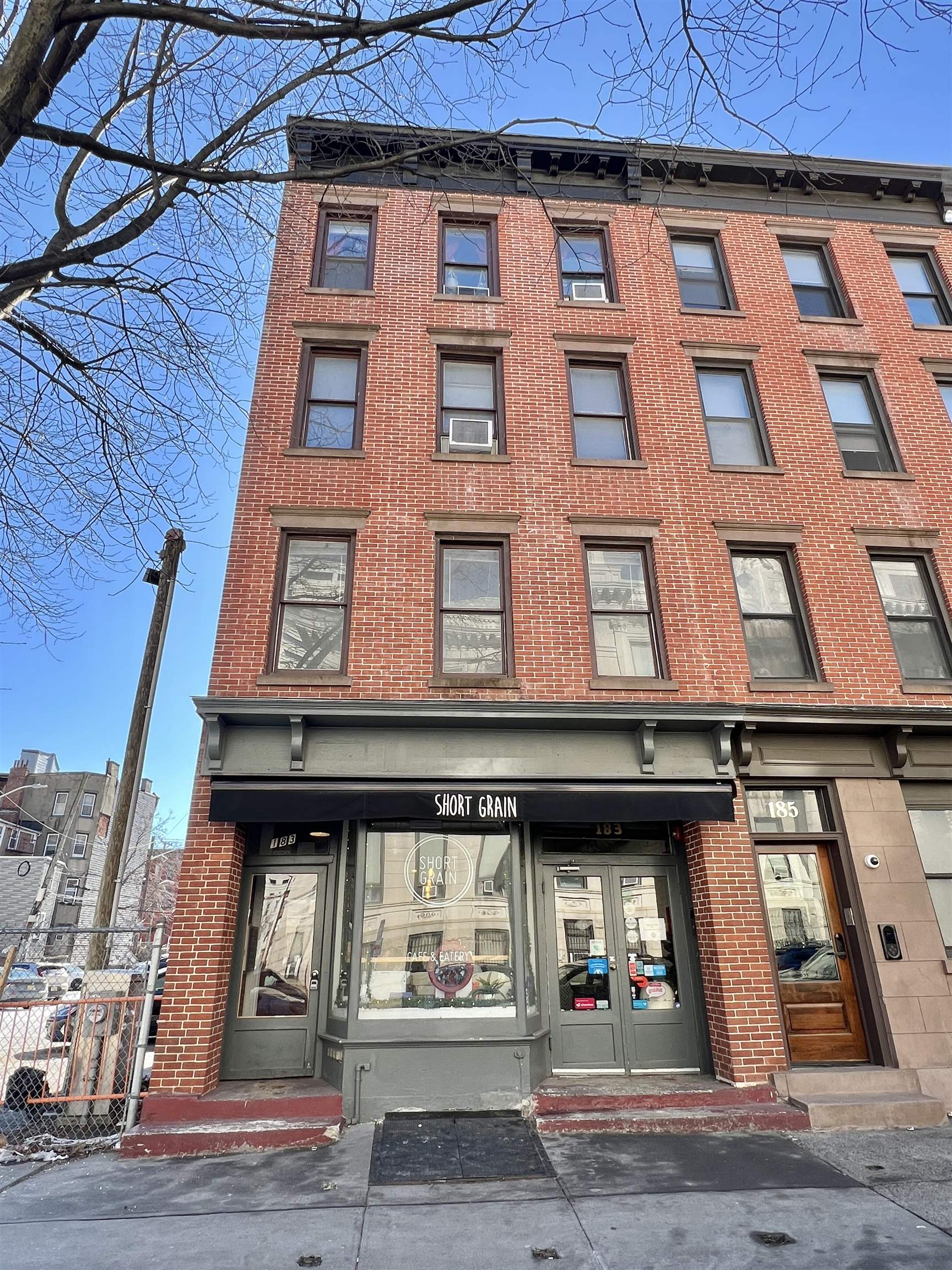 # 250016332 - For Rent in JERSEY CITY - Downtown NJ