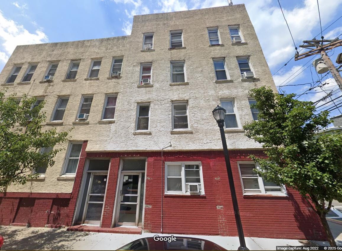 # 250016465 - For Rent in Union City NJ