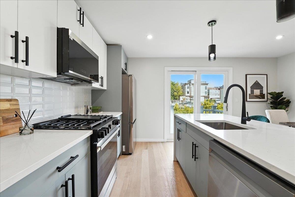 # 250016473 - For Rent in JERSEY CITY - Downtown NJ