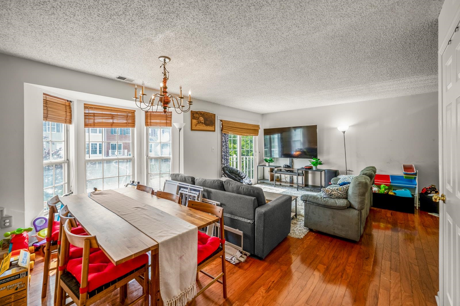 # 250016482 - For Rent in JERSEY CITY - West Bergen NJ