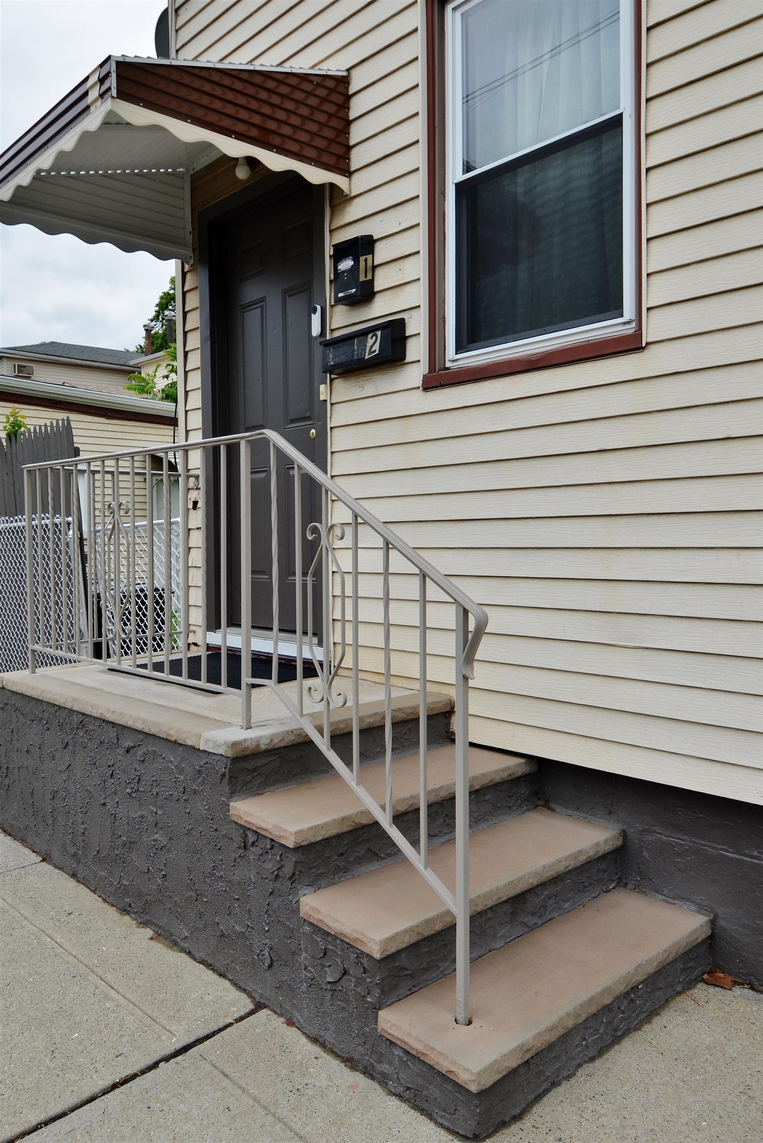 # 250016529 - For Rent in Bayonne NJ