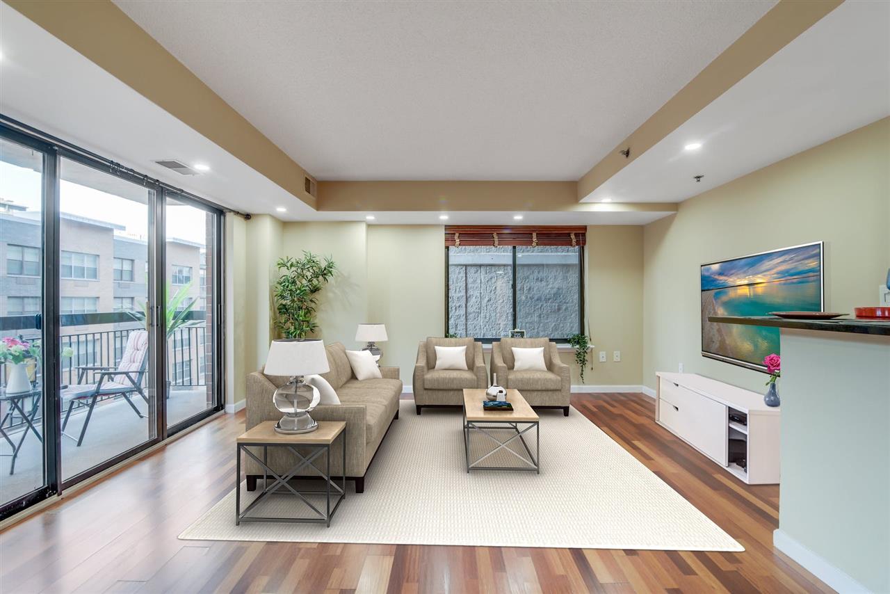 # 250016609 - For Rent in Hoboken NJ