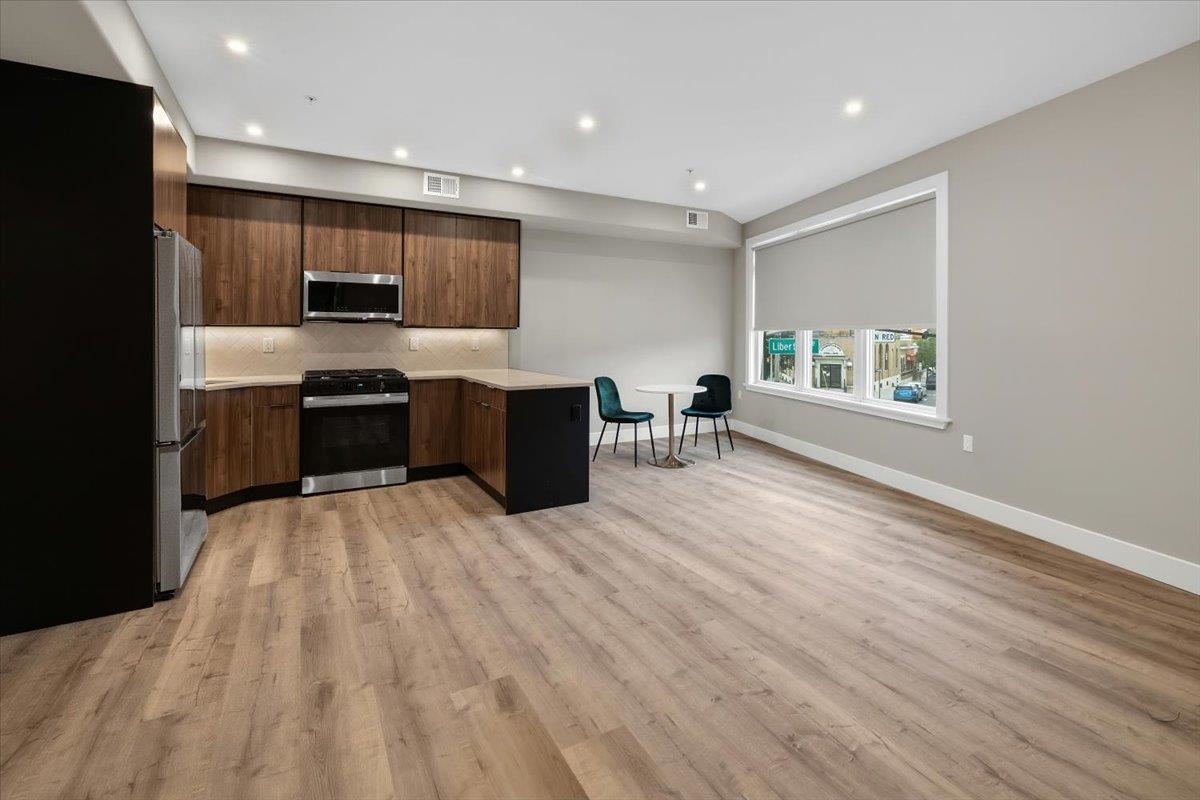 # 250016615 - For Rent in North Bergen NJ