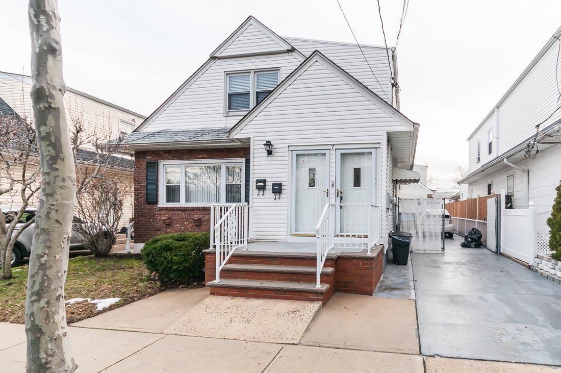 # 250016631 - For Rent in JERSEY CITY - West Bergen NJ