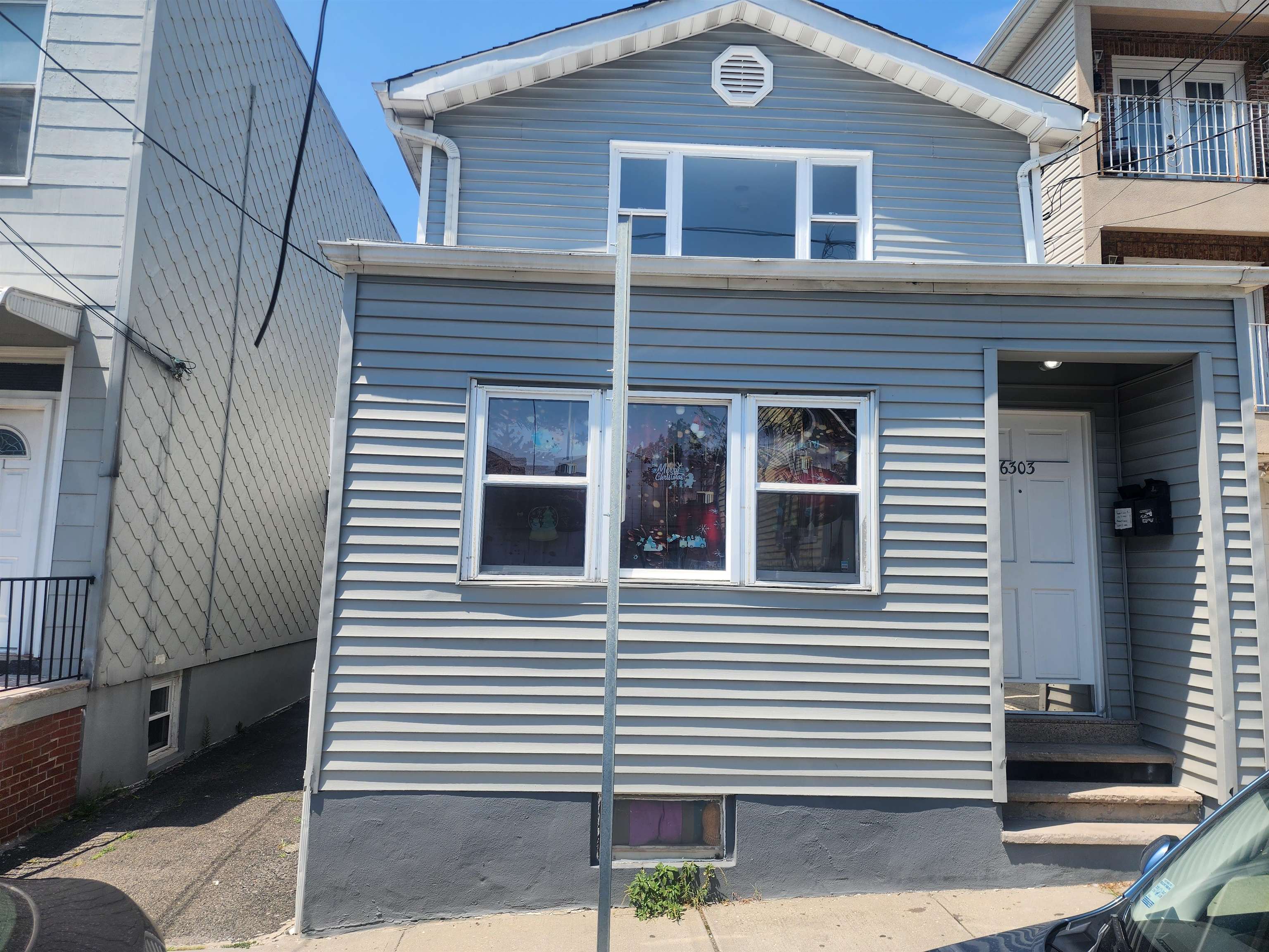 # 250016641 - For Rent in West New York NJ