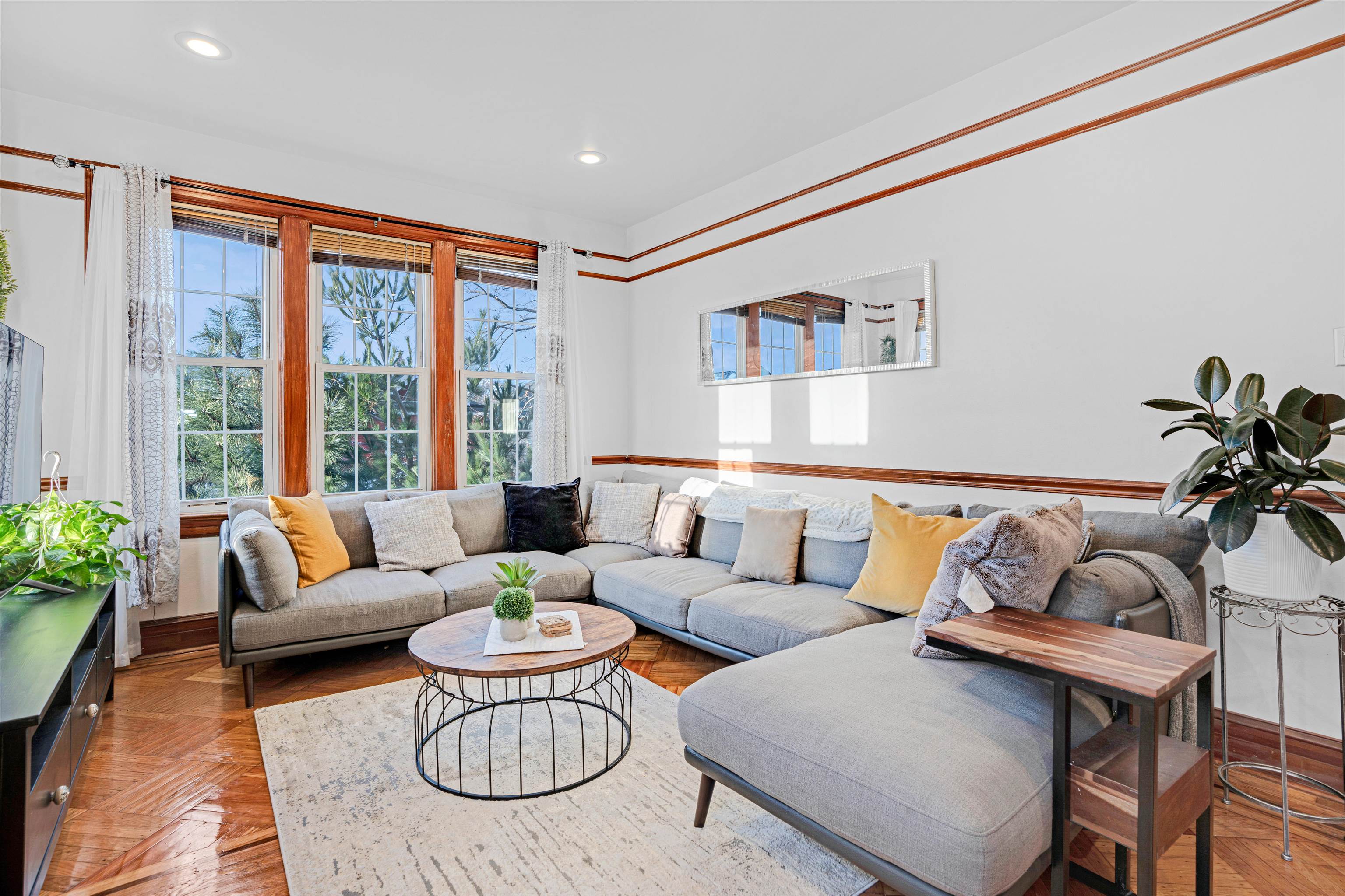 # 250016662 - For Rent in JERSEY CITY - Greenville NJ