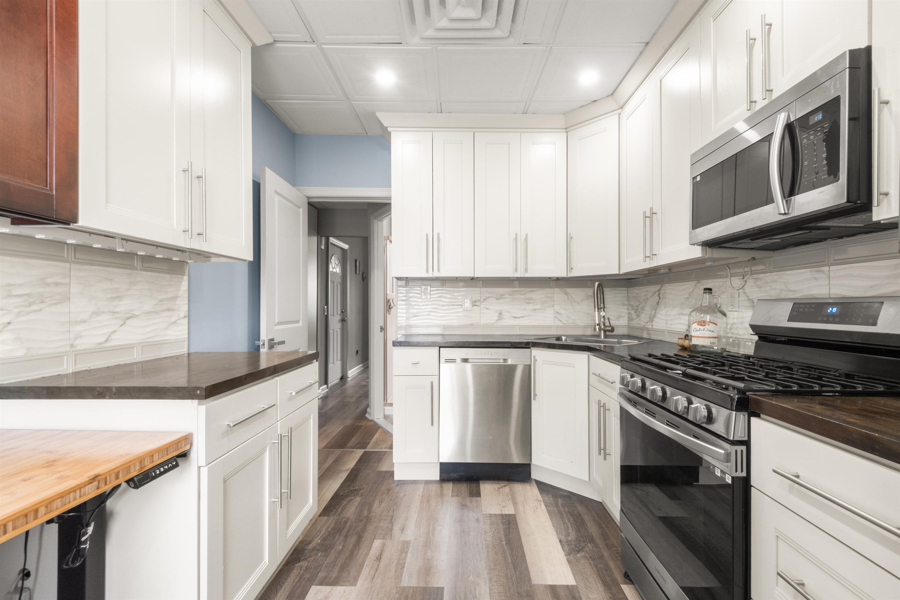 # 250016665 - For Rent in North Bergen NJ