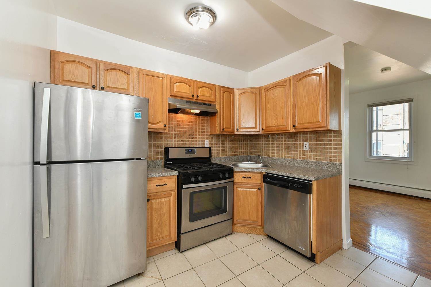 # 250016670 - For Rent in JERSEY CITY - Heights NJ