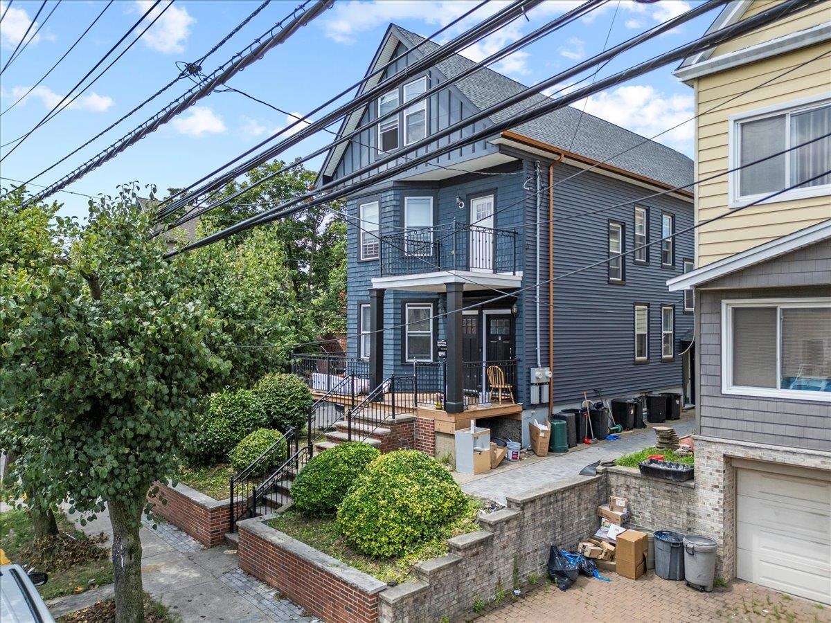 # 250016678 - For Rent in Bayonne NJ