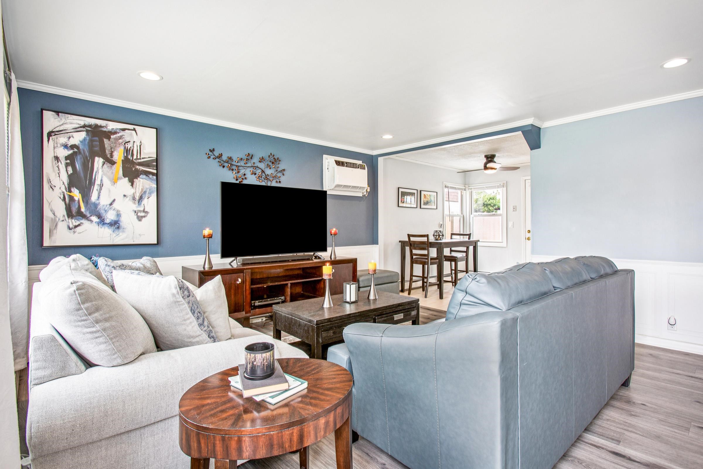 # 250016682 - For Rent in Carteret NJ