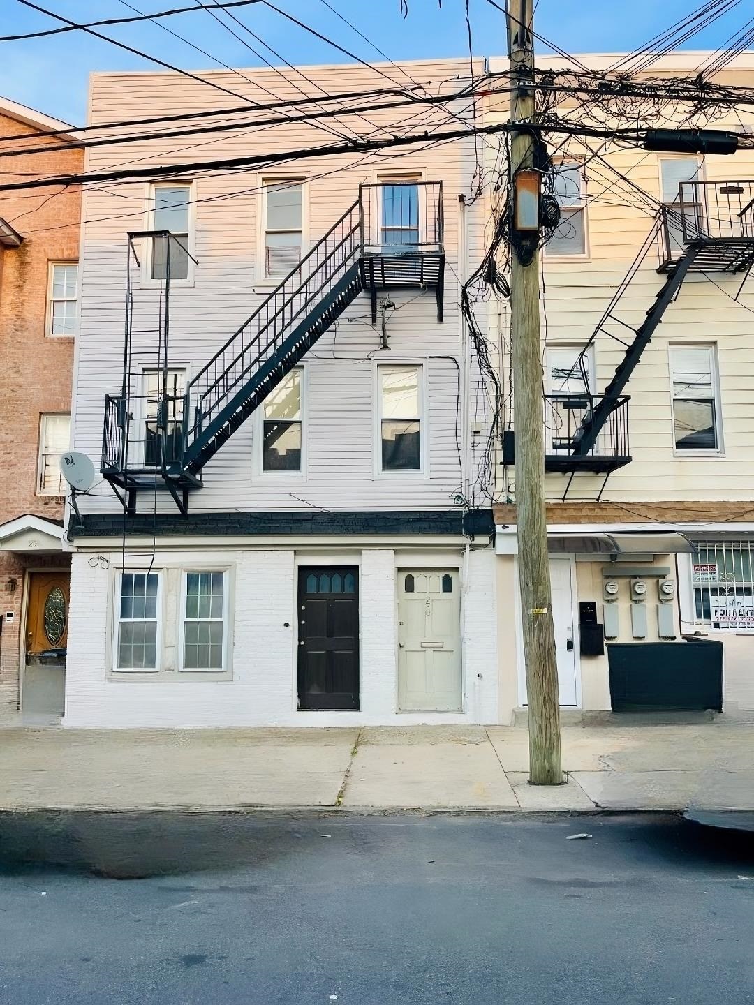 # 250016686 - For Rent in JERSEY CITY - Journal Square NJ